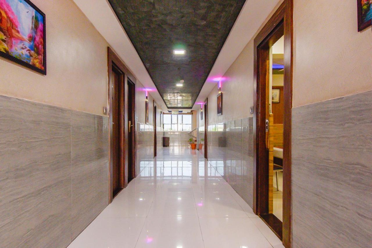 Fabhotel Kohinoor Plaza Ahmedabad Eksteriør bilde