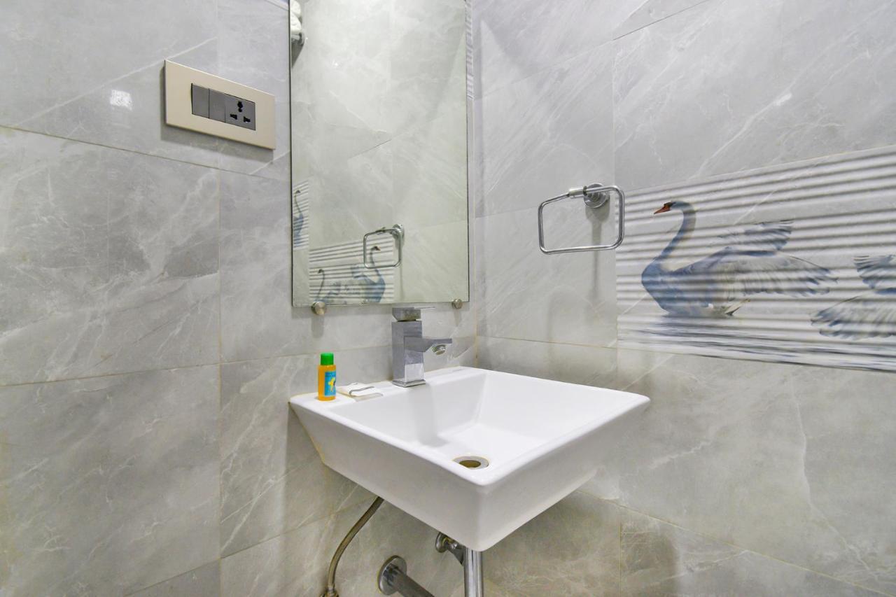 Fabhotel Kohinoor Plaza Ahmedabad Eksteriør bilde